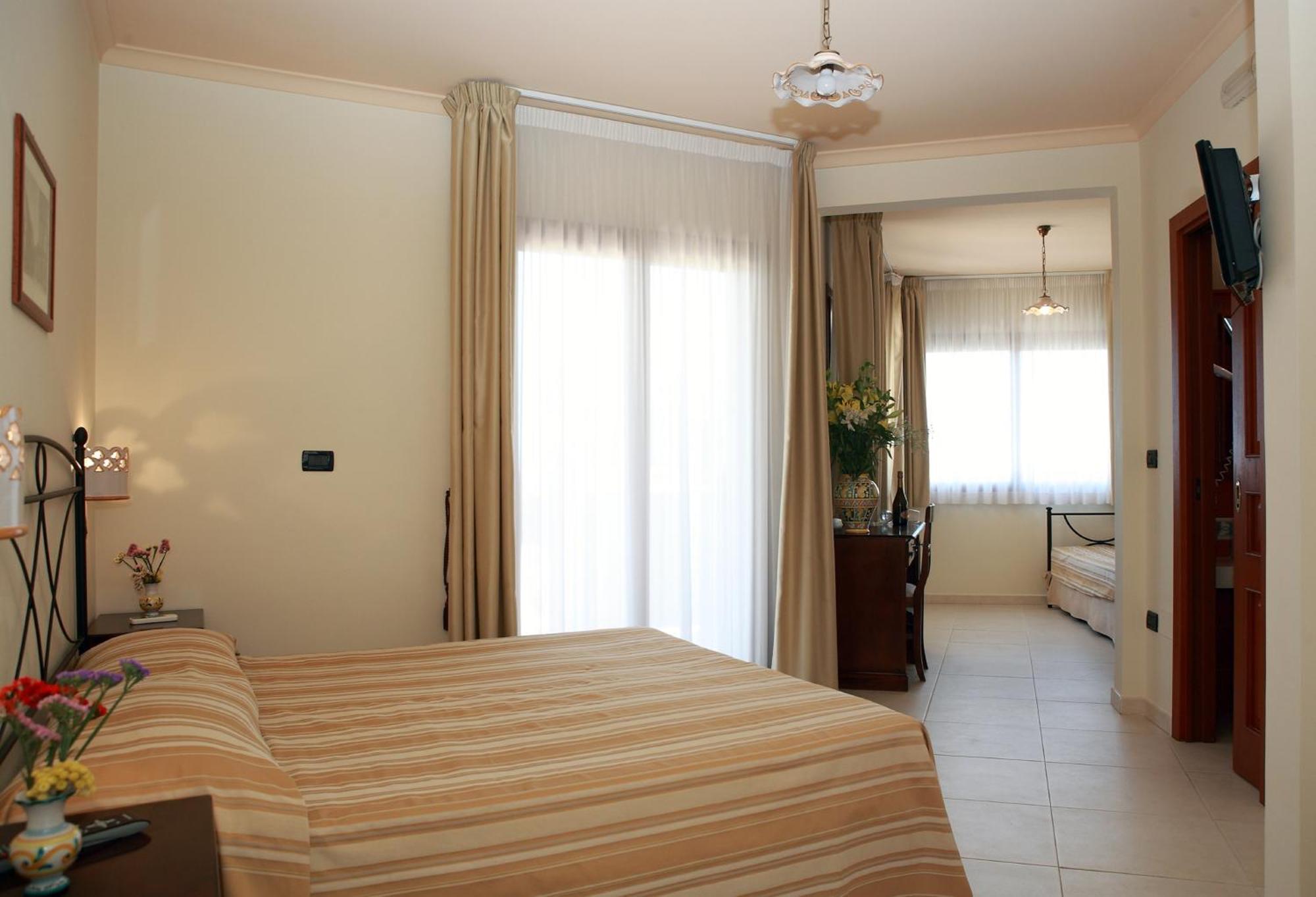Double or Twin Room Balcony