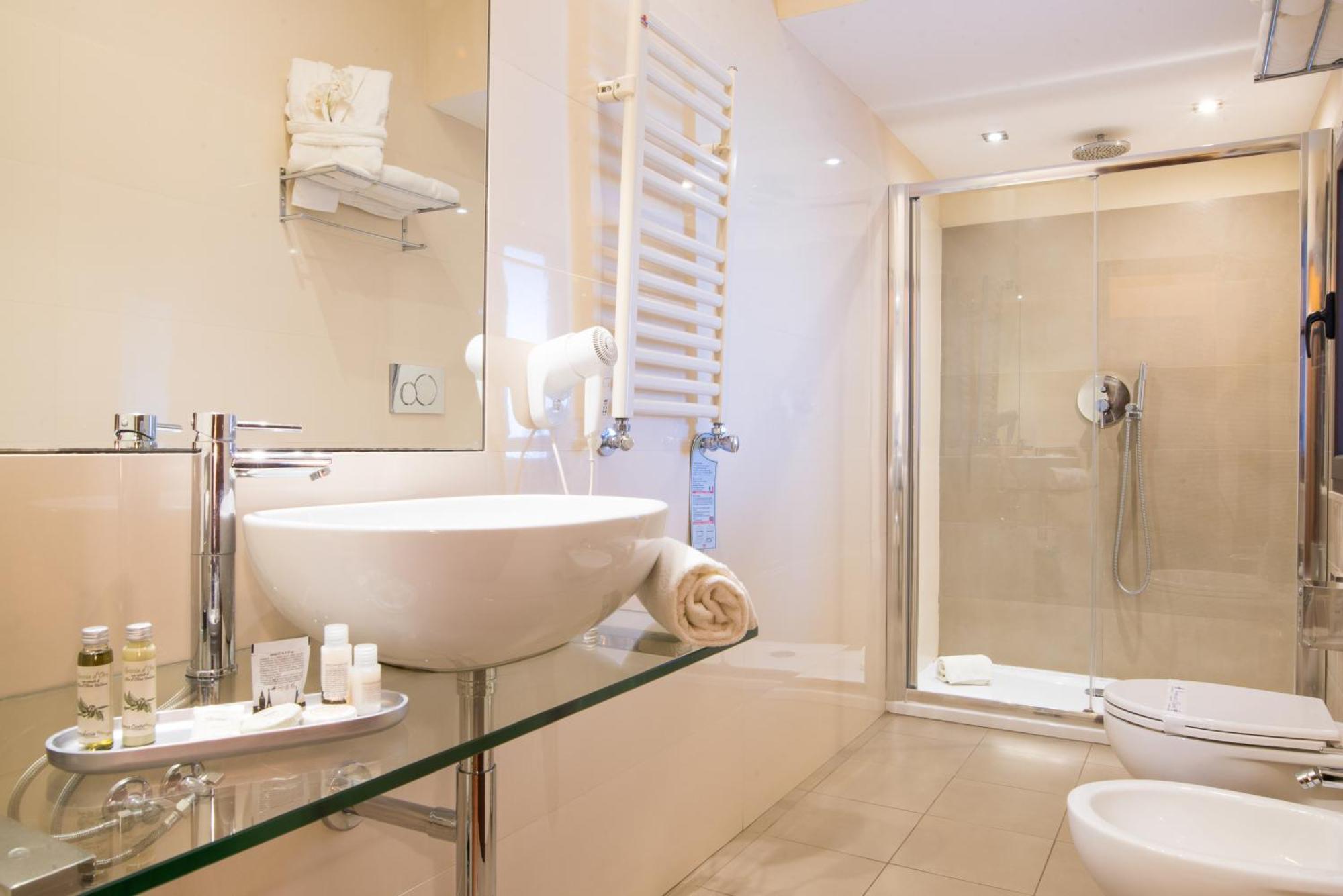 Double or Twin Room Spa Access,693058080:JPEG