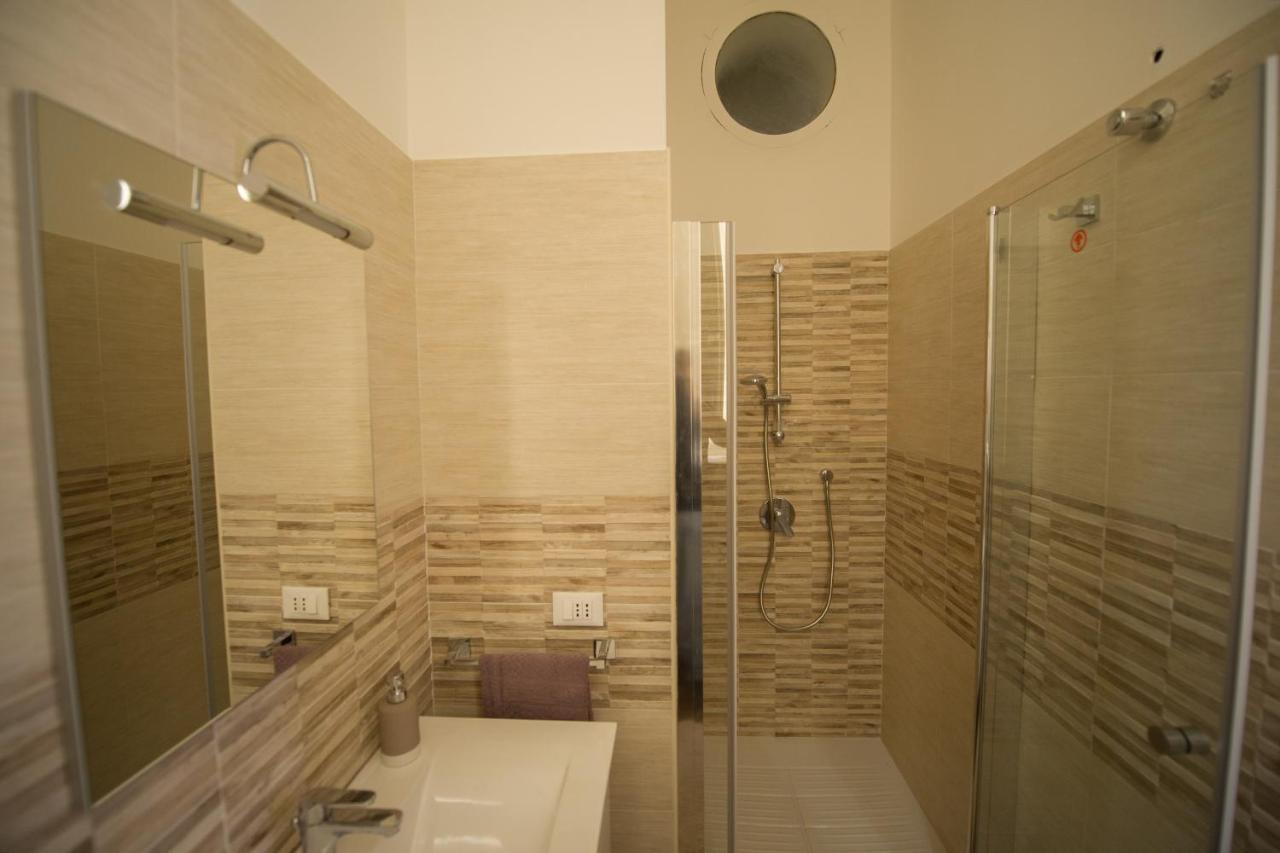 Triple Room with Private Bathroom,694778373:JPEG