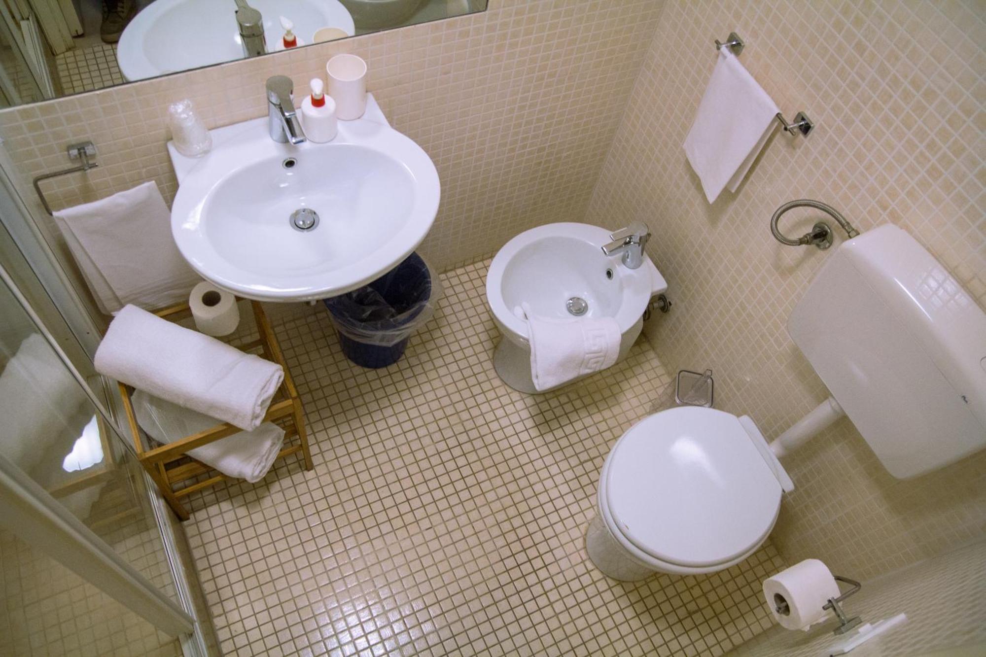 Double or Twin Room,699907534:JPEG