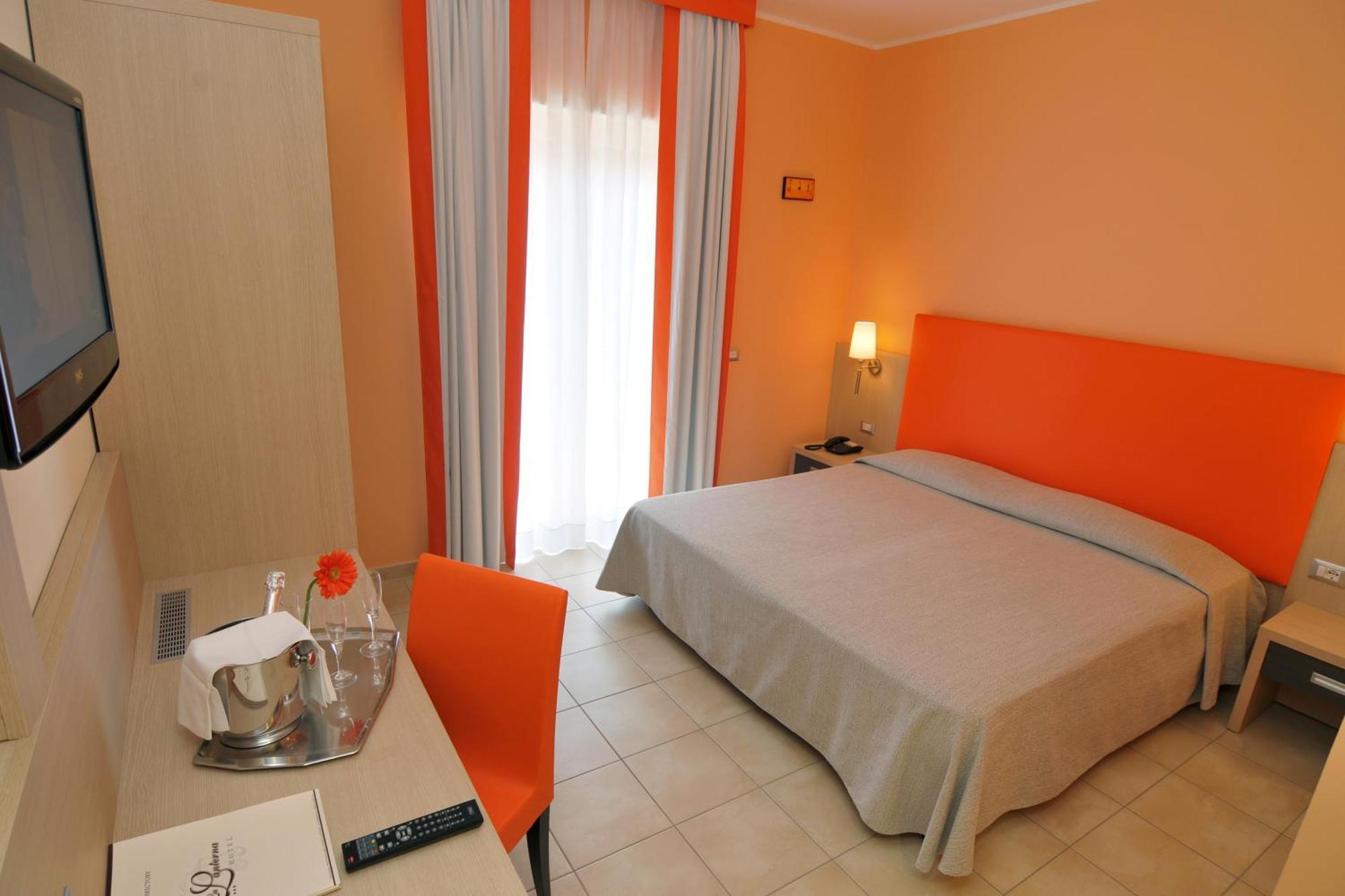 Double or Twin Room,708846763:JPEG