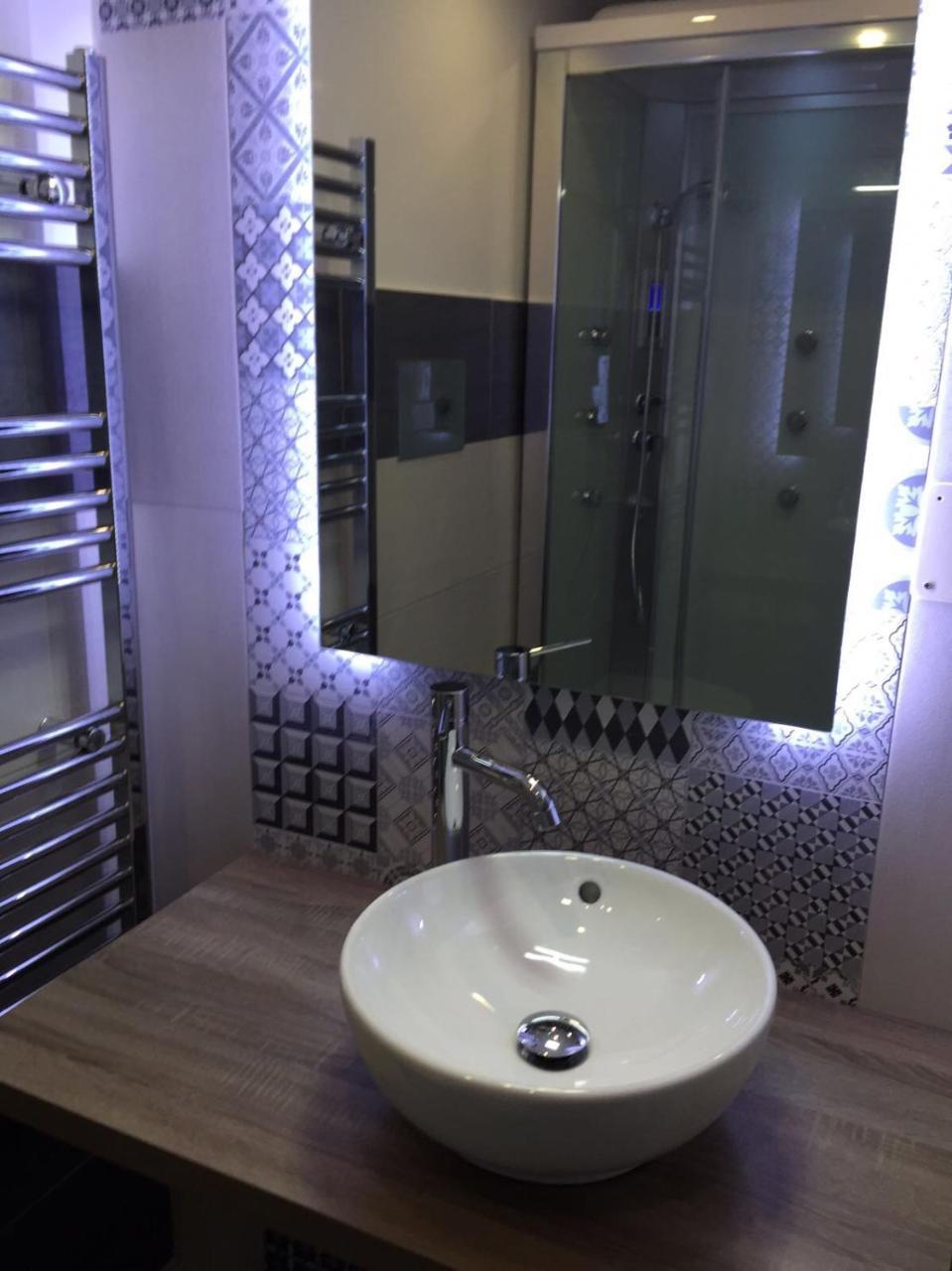 Deluxe Suite Jacuzzi