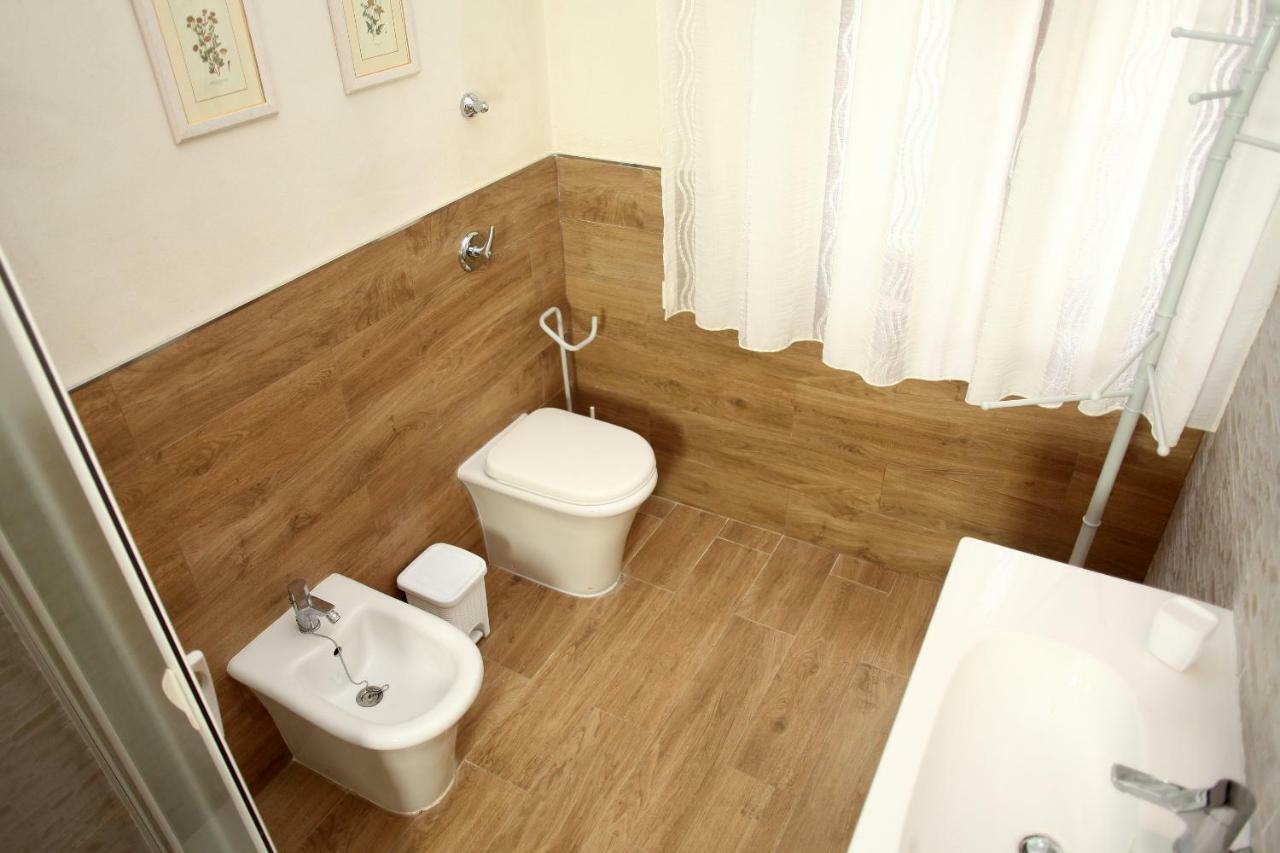 Triple Room Private Bathroom