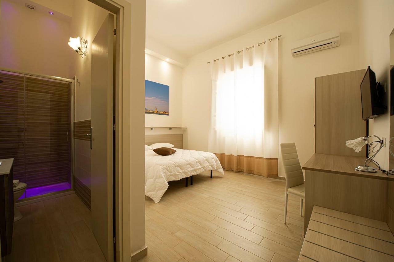 Chambre Deluxe (2 Adultes + 1 Enfant)