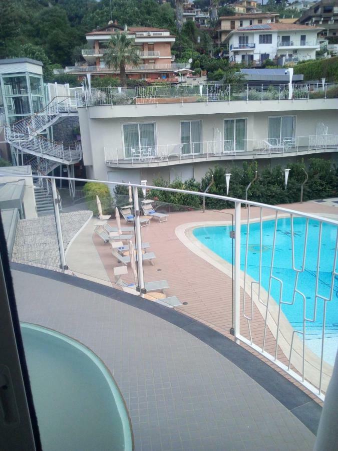 Appartamento Deluxe con Vista Piscina