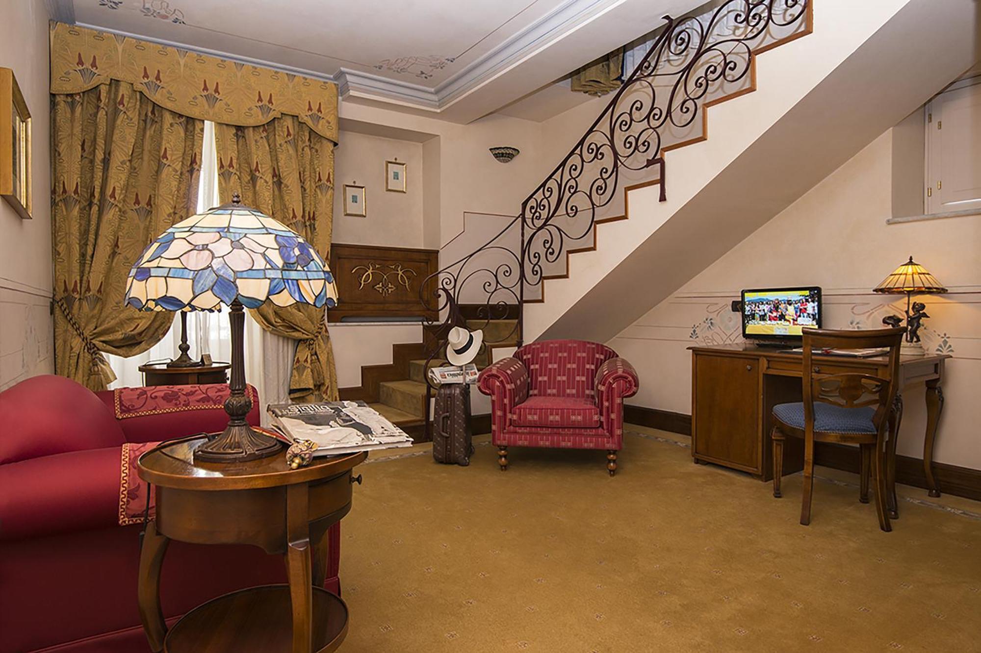 Deluxe Suite
