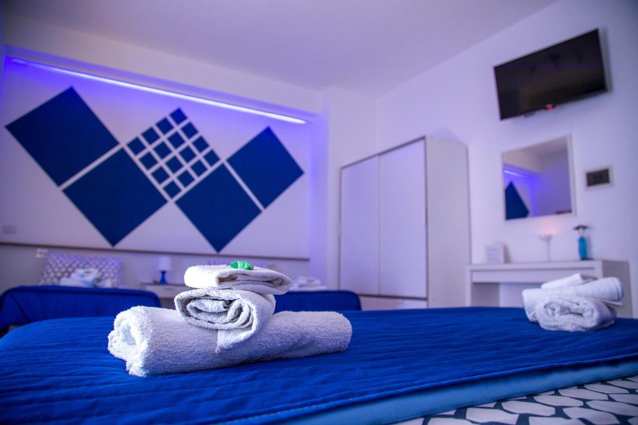 Quadruple Room Private Bathroom