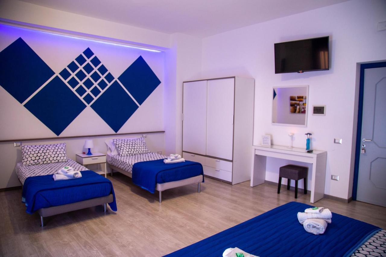 Quadruple Room Private Bathroom