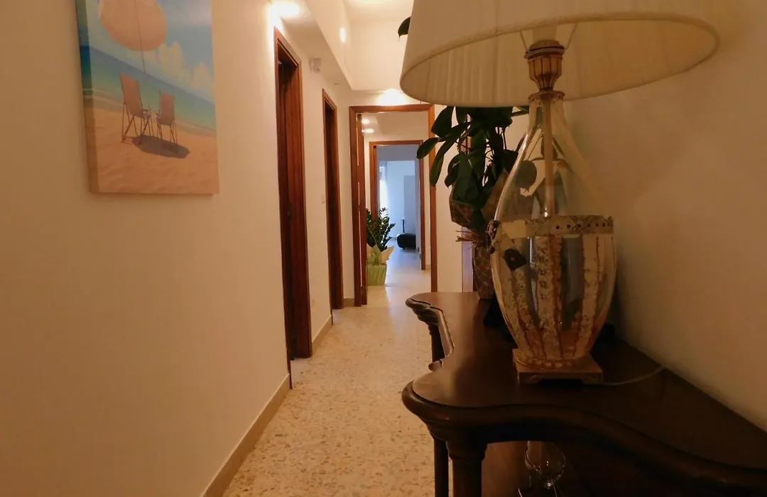 Frankie'S House B&B-1
