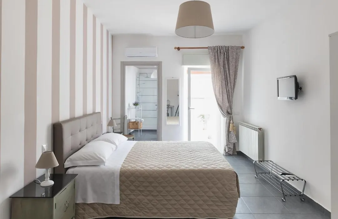 B&B Vicolo Garibaldi-1