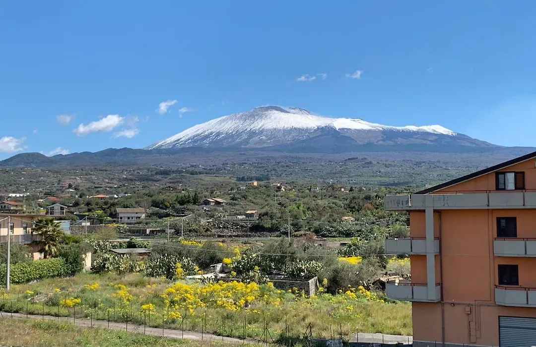 Etna Morada Adrano-1