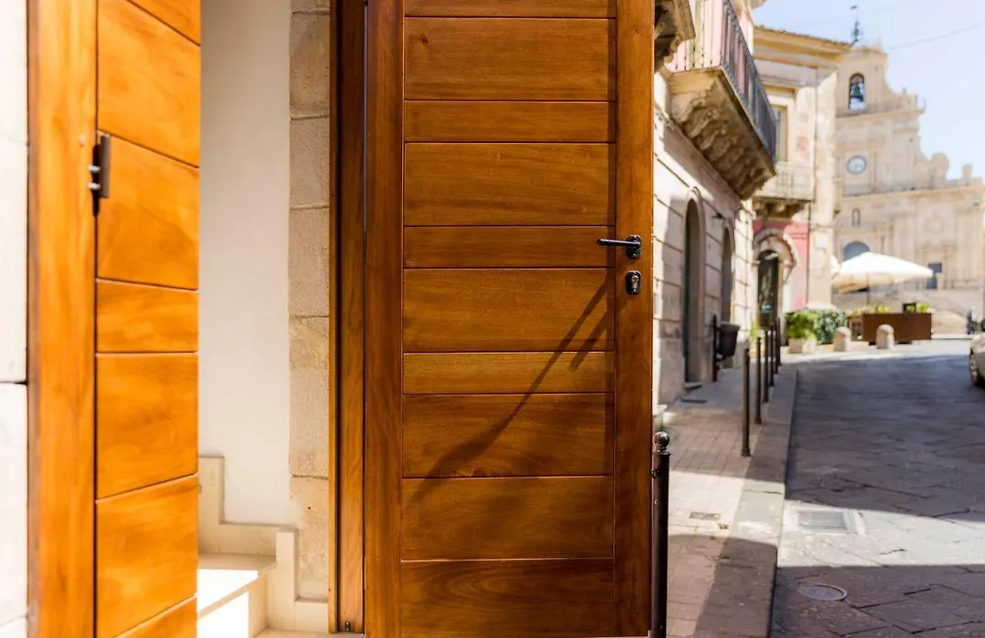Il Galletto Viola, luxury room&suite-1