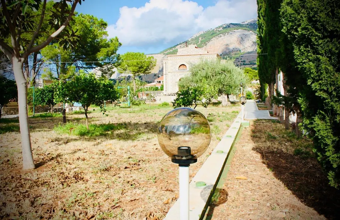 Al Tempio Della Pace-1