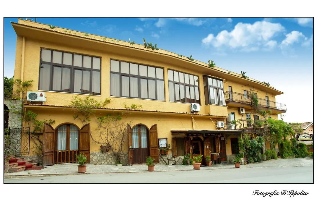 Hotel La Rocca-1