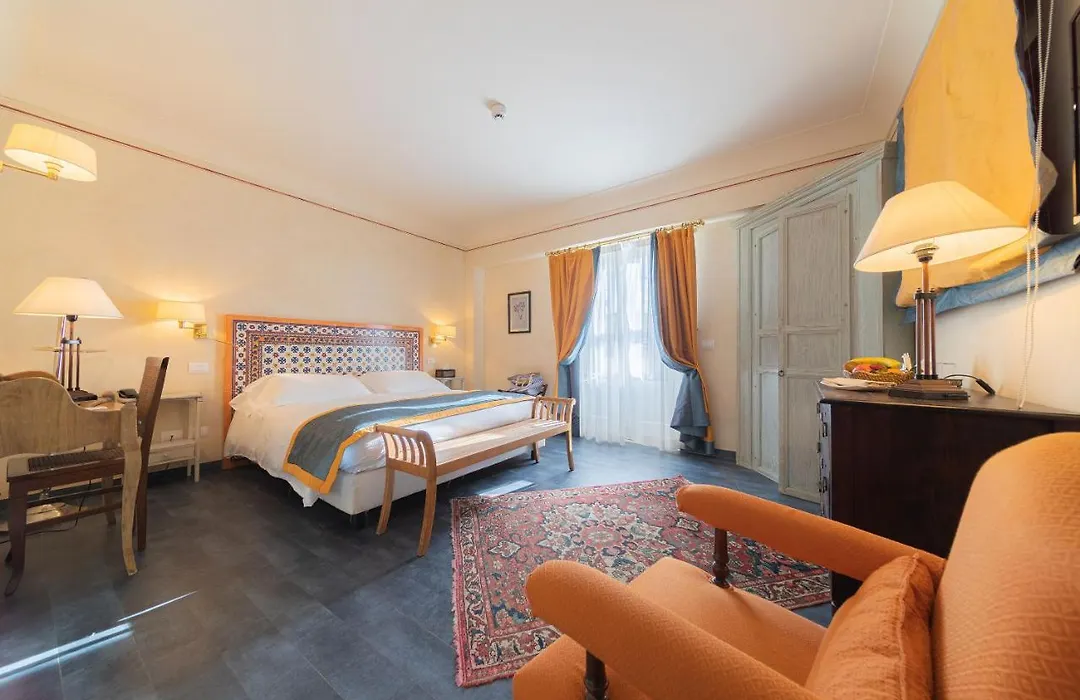 Algila Ortigia Charme Hotel-1
