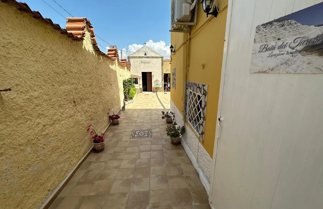 Baia Dei Turchi Locazione Turistica-1