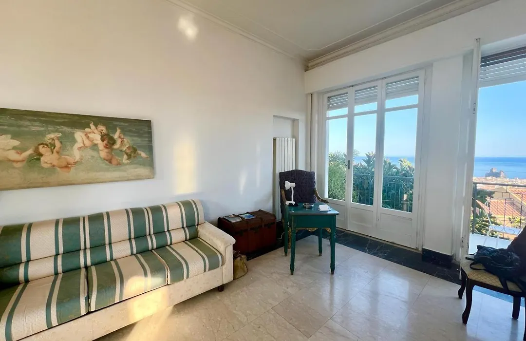 Villa Jole Faraglioni Acitrezza-1