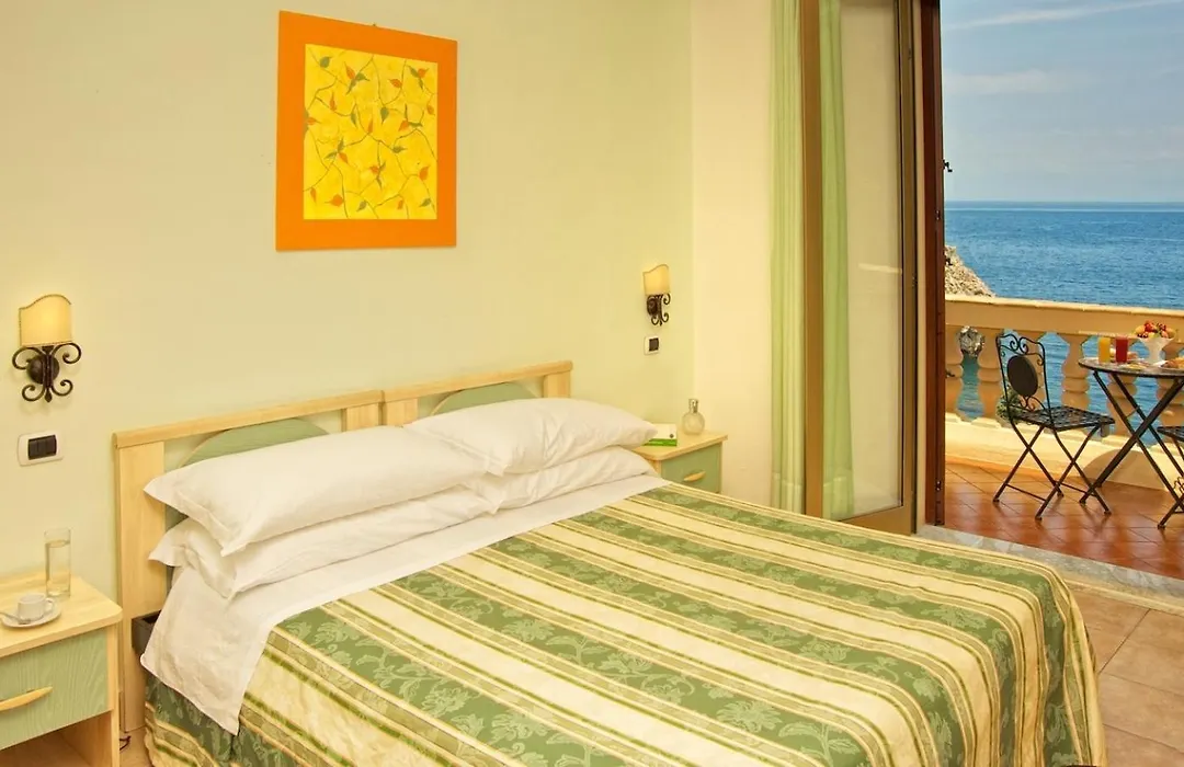 Jonic Hotel Mazzarò-1