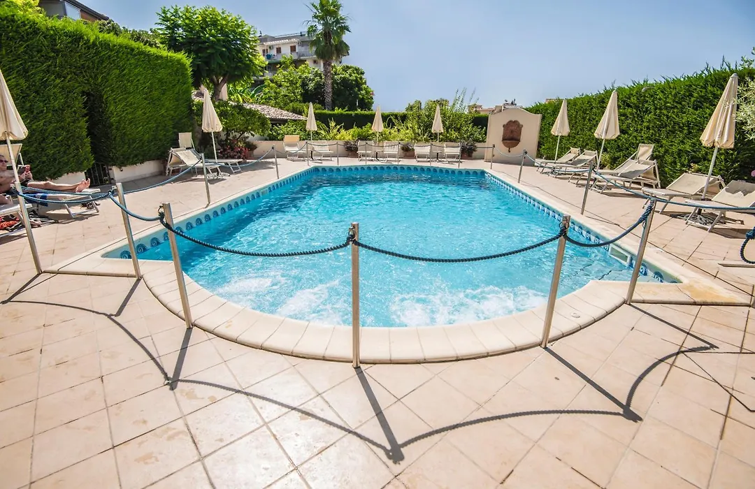 Villa Daphne-1