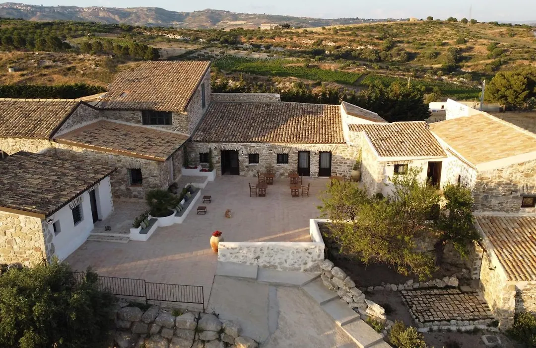 Borgo Delle Pietre-1