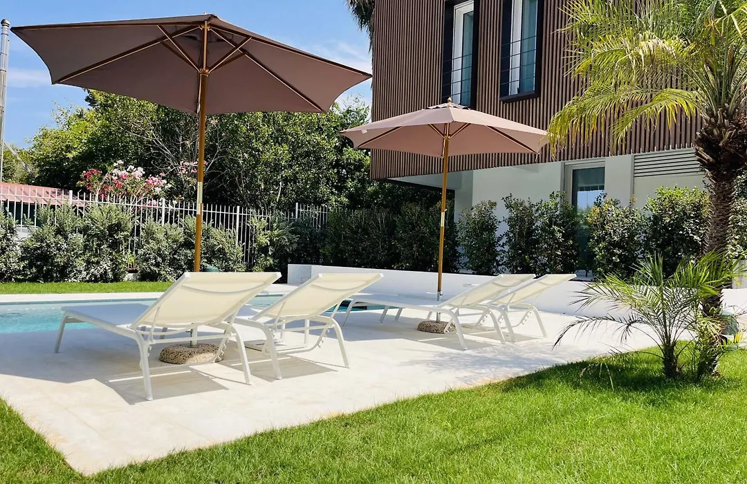 Marina Boutique Rooms-1