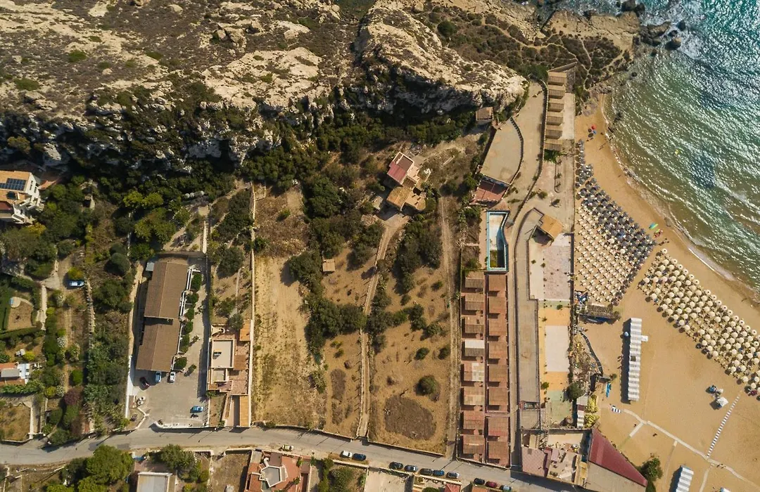 Albatros Apartments-1