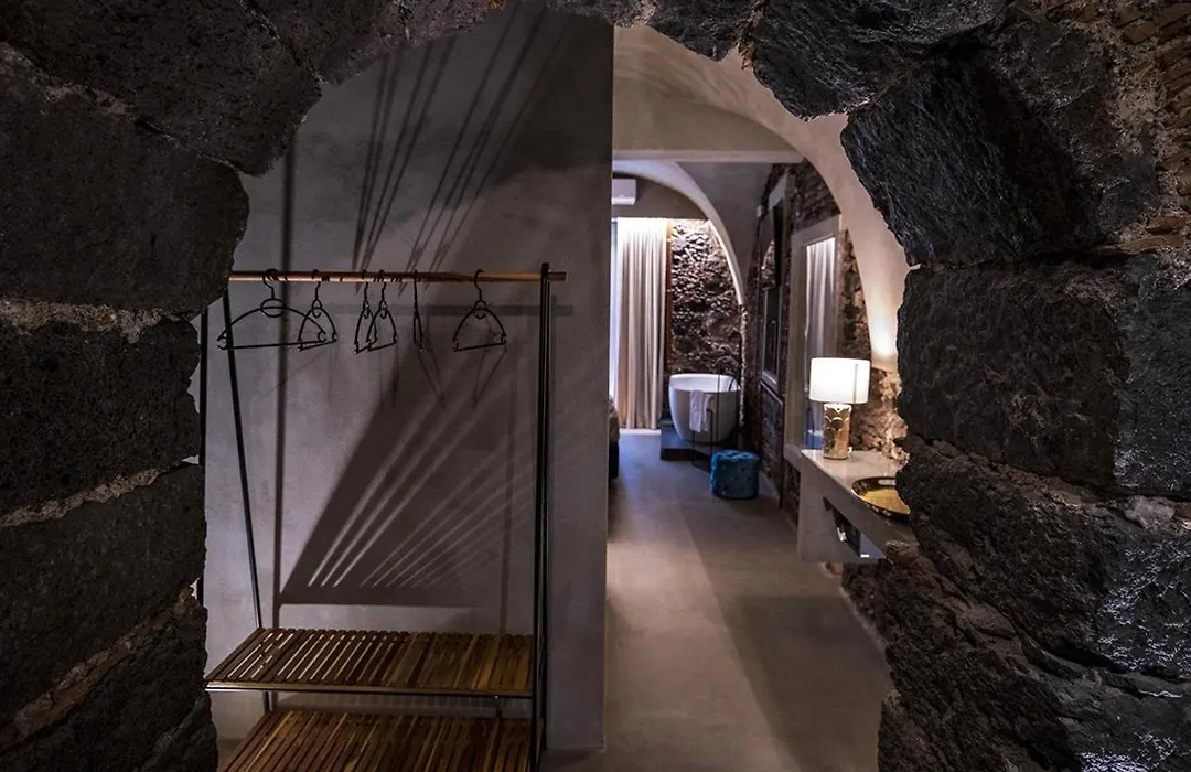 Charme Catania Central Suites-1
