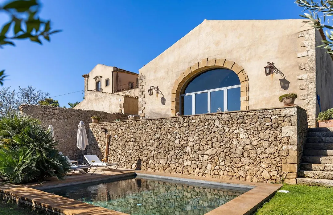 Masseria Costanza Vendicari-1