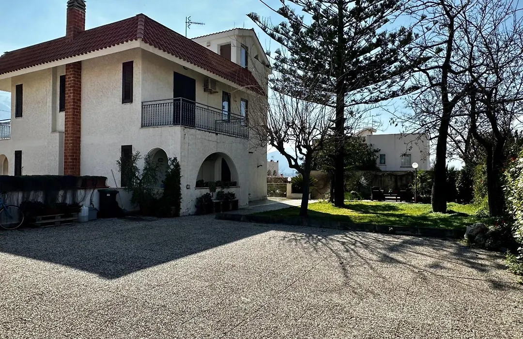 Garden House Alla Torre-1