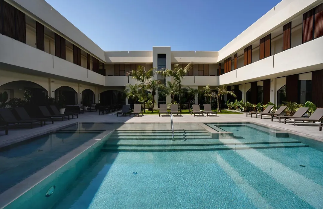 Limen Wellness Hotel & Spa-1