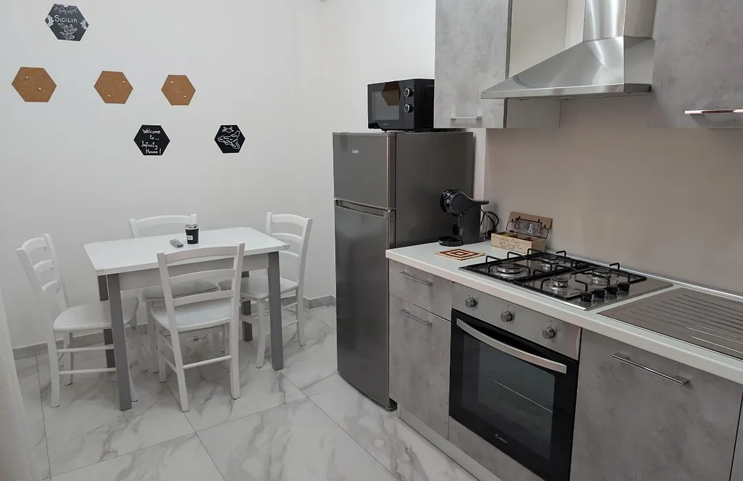 Infinity House Catania-1