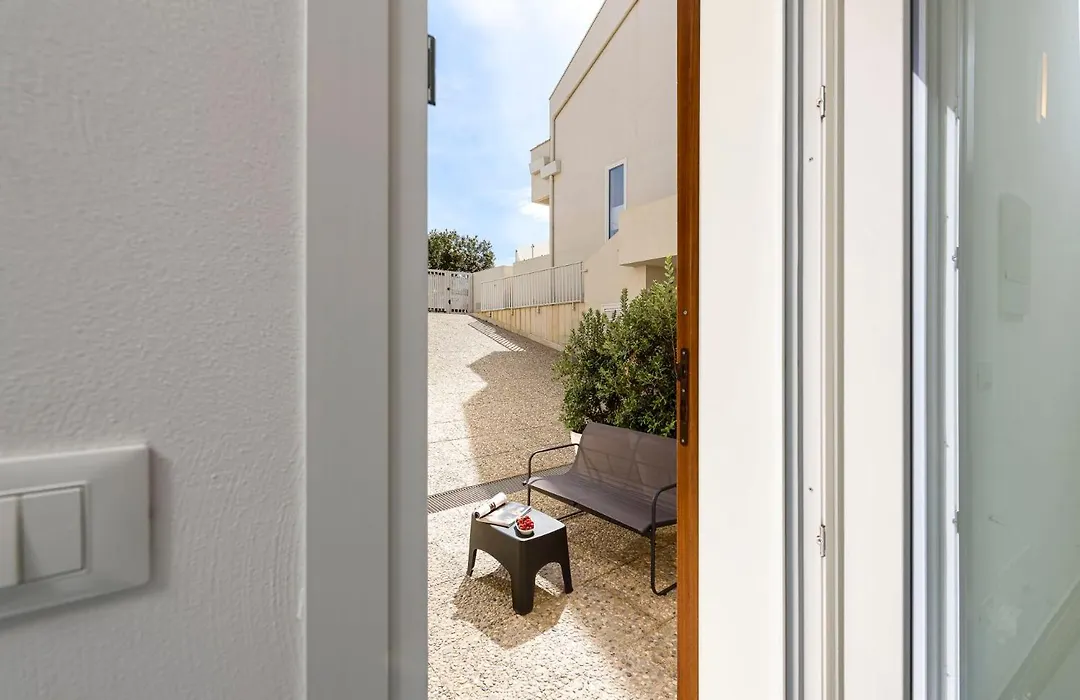 Le Maree Comfort Rooms-1