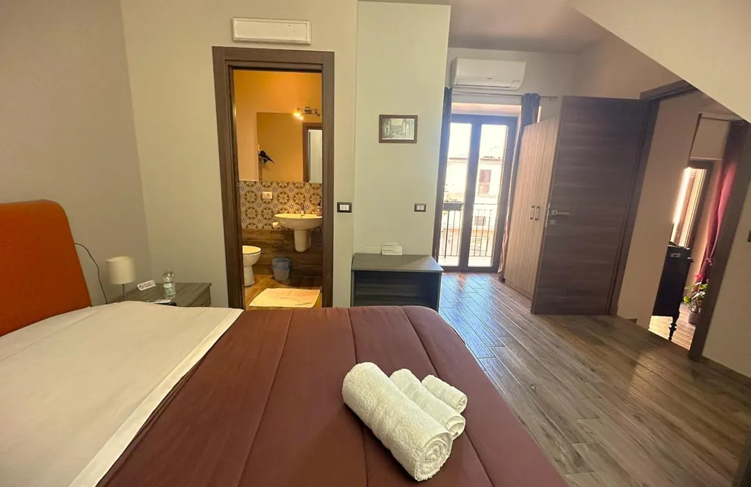 Il Carro Comfortable Rooms-1