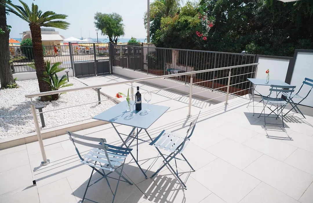 Regina Elena Luxury Apartments-1