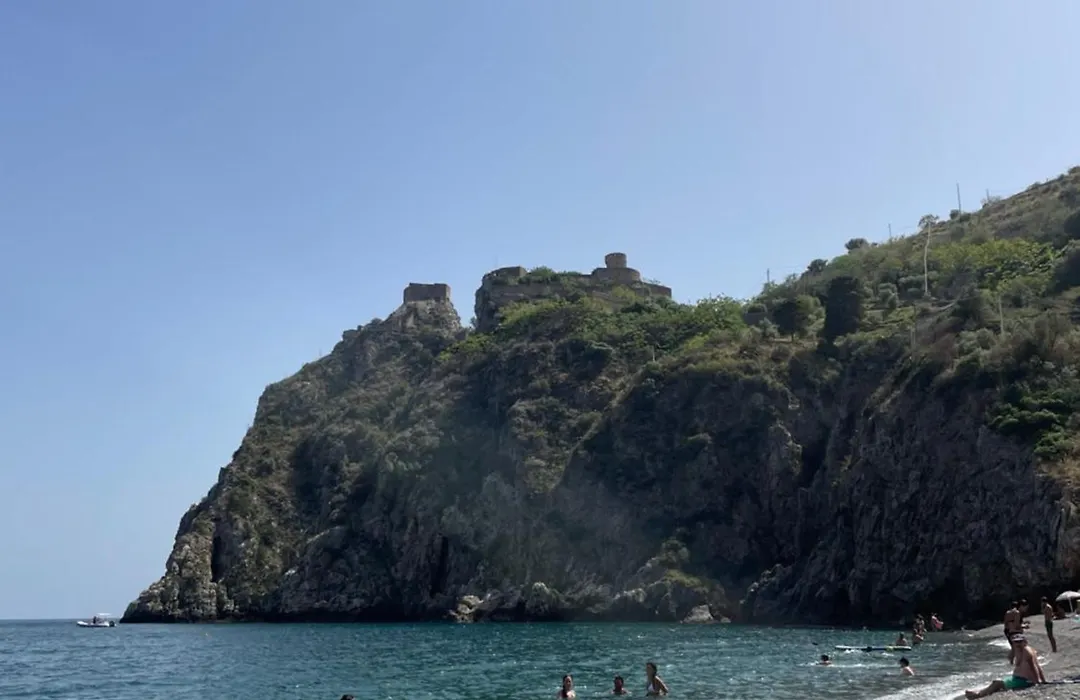 La Grotta-1