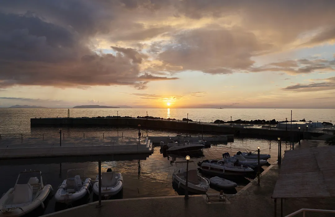 Hotel Tirreno-1