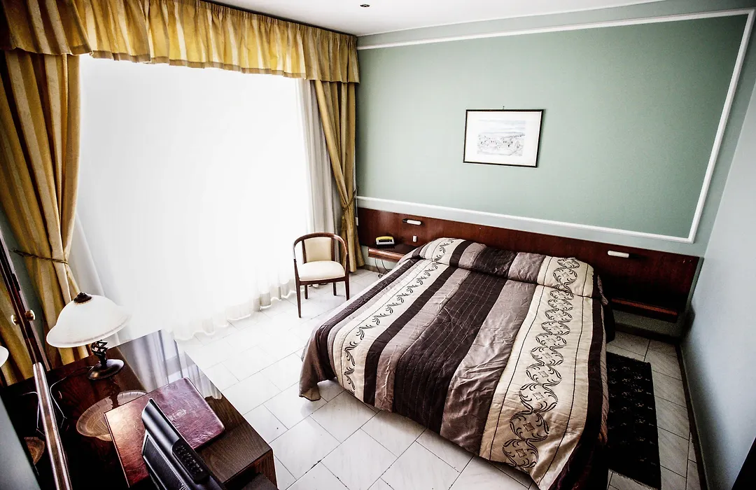 Hotel Continental-1