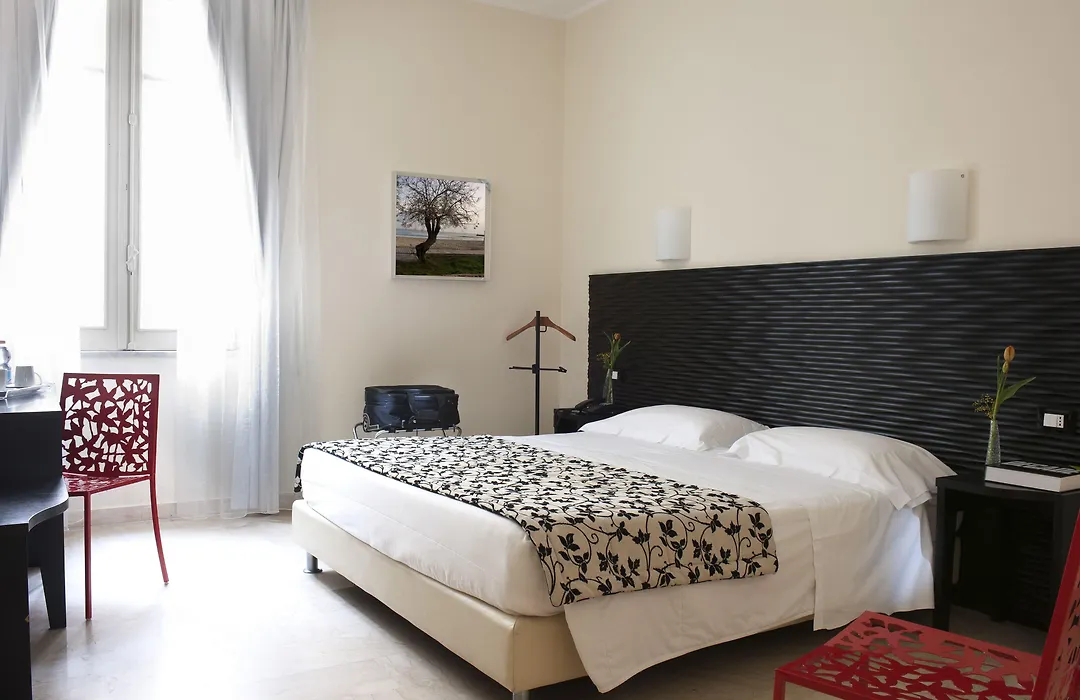 Hotel Garibaldi-1