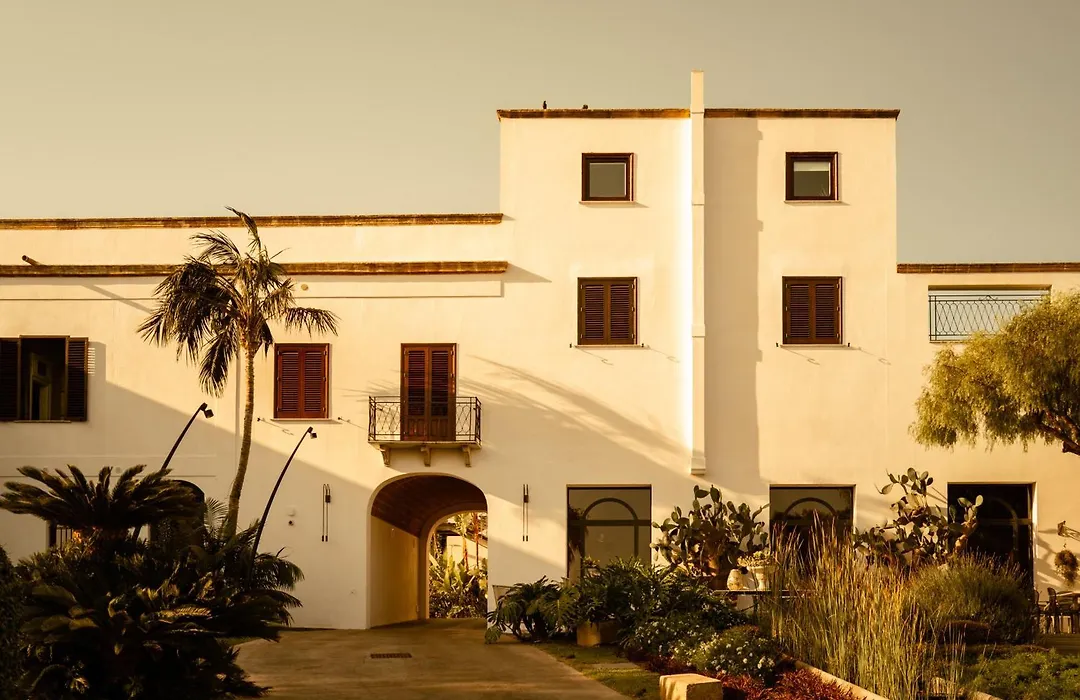 Villa Favorita Hotel & Events-1