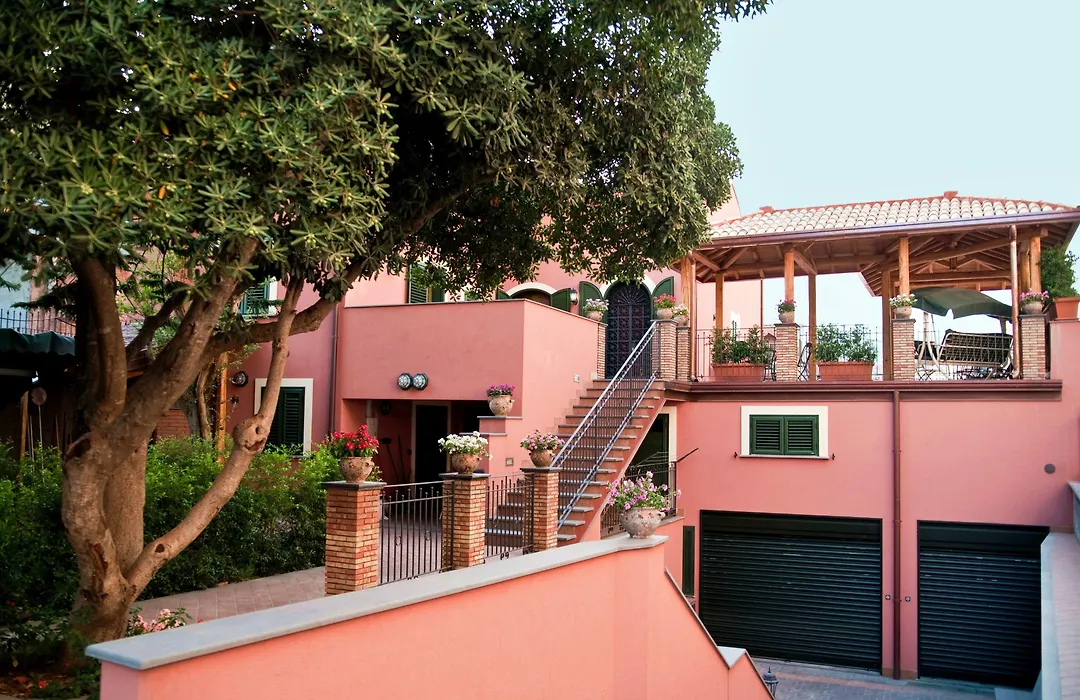 ALHAMBRA - Guest House di Charme-1