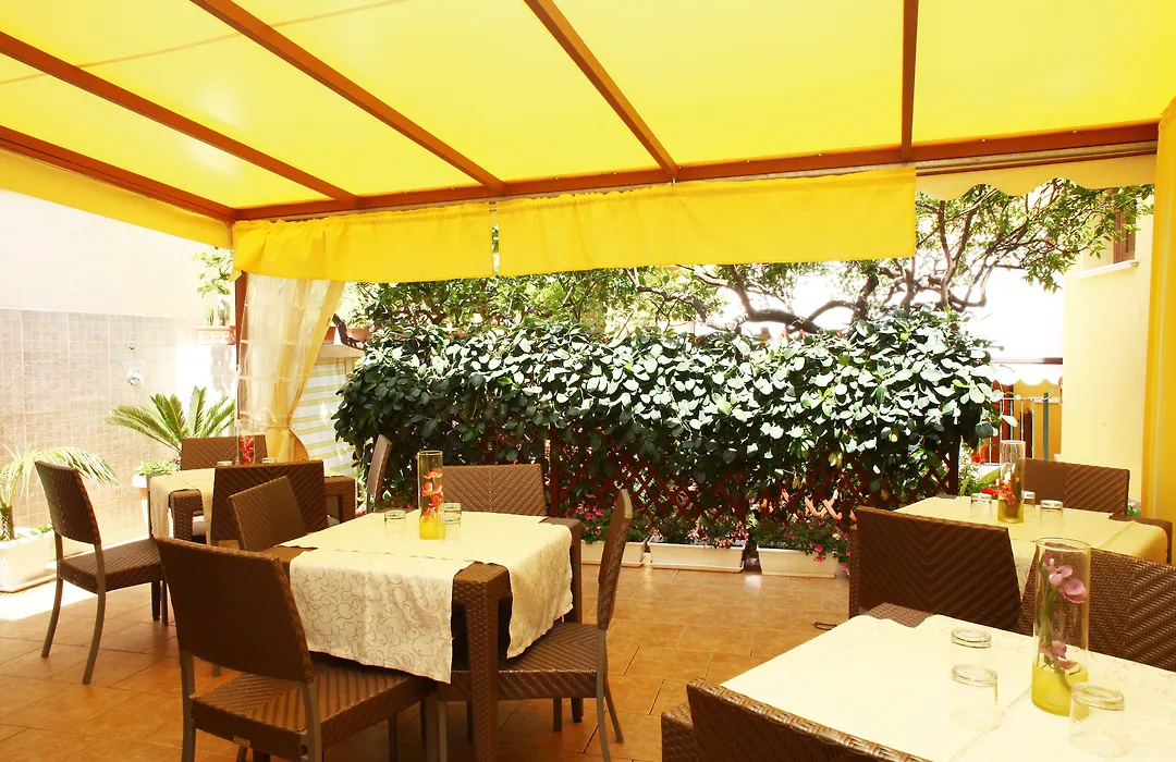 Coralia Bed & Breakfast-1
