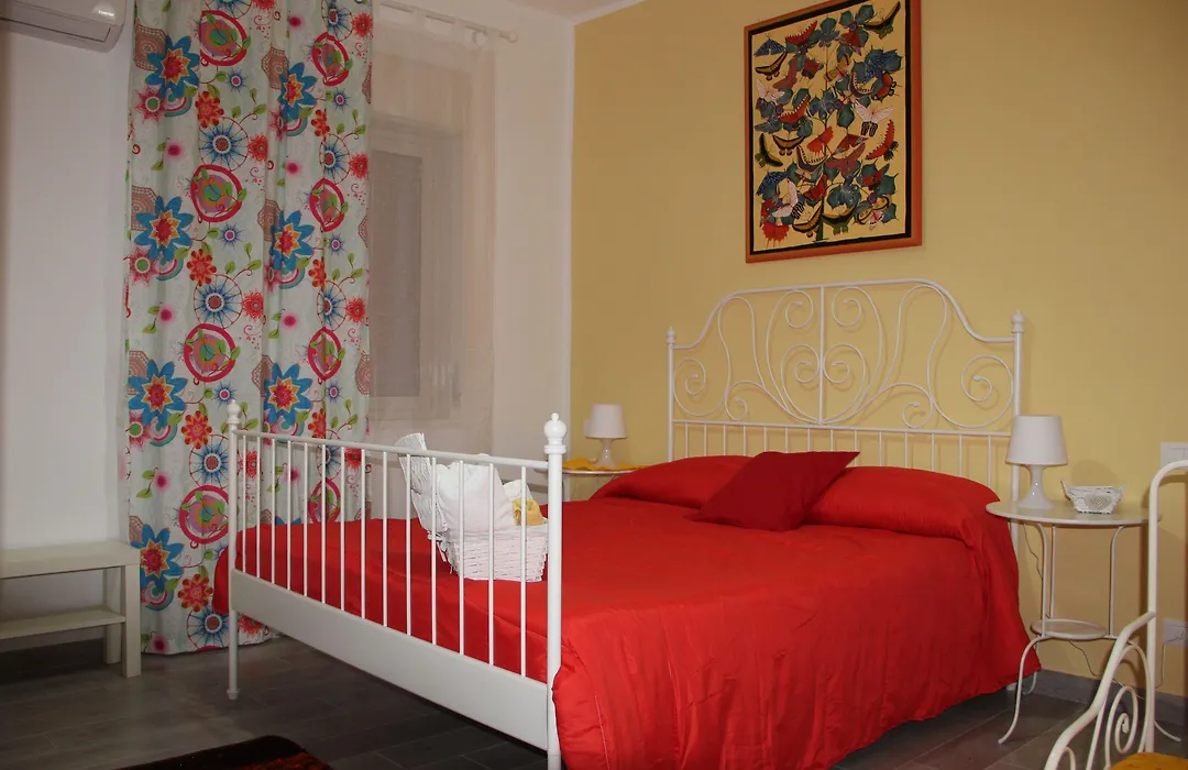 Dimora Fraula Guest House-1