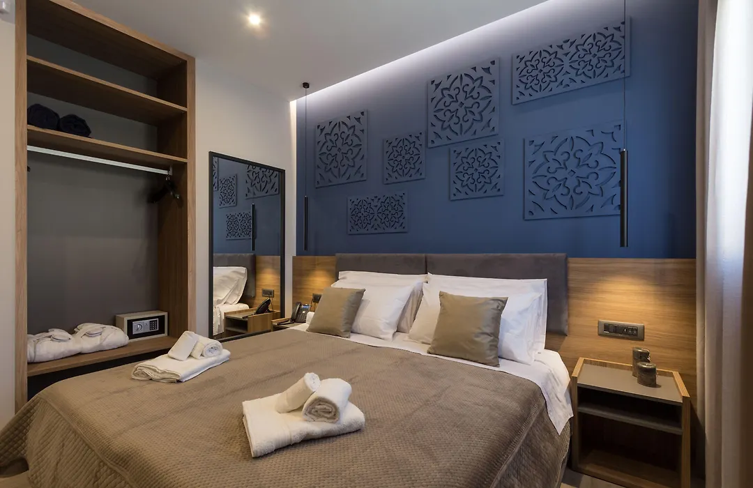 Giafra Luxury Rooms-1