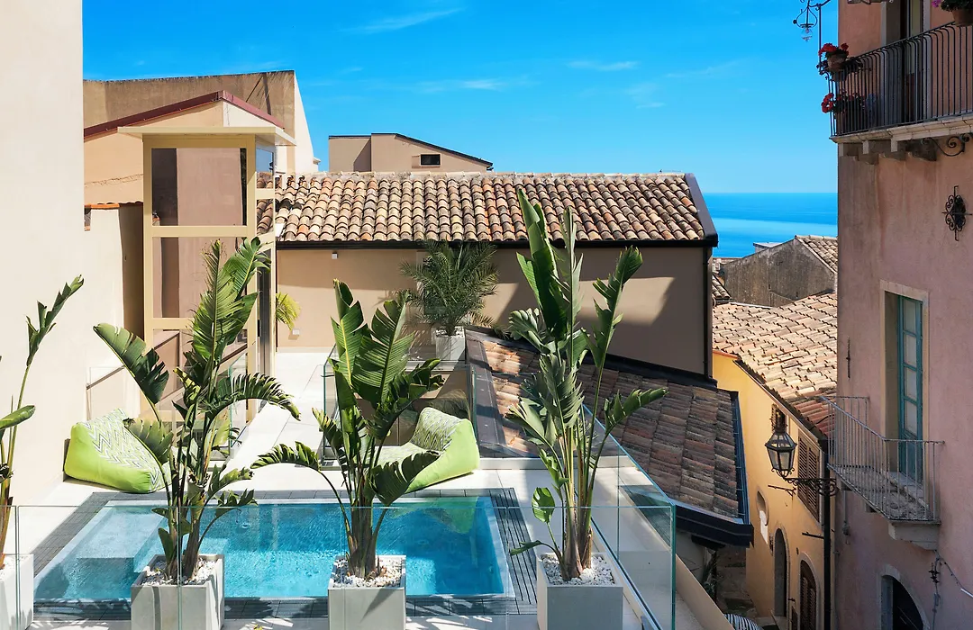 Taormina Infinity Suites-1