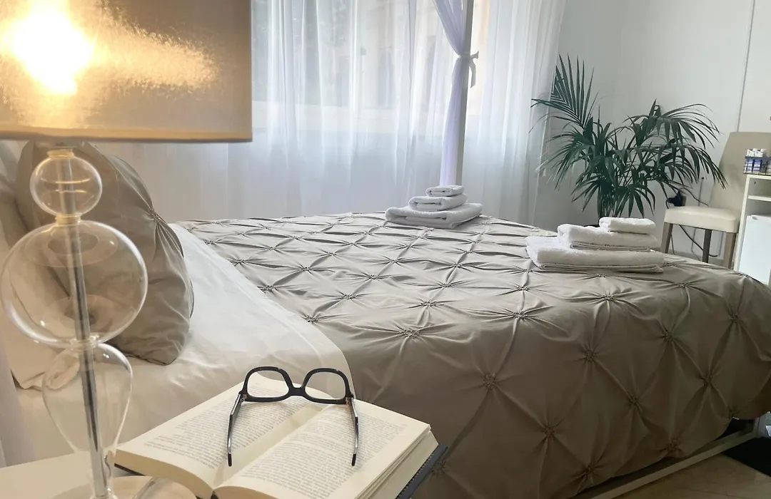 Al Politeama Rooms B&B-1
