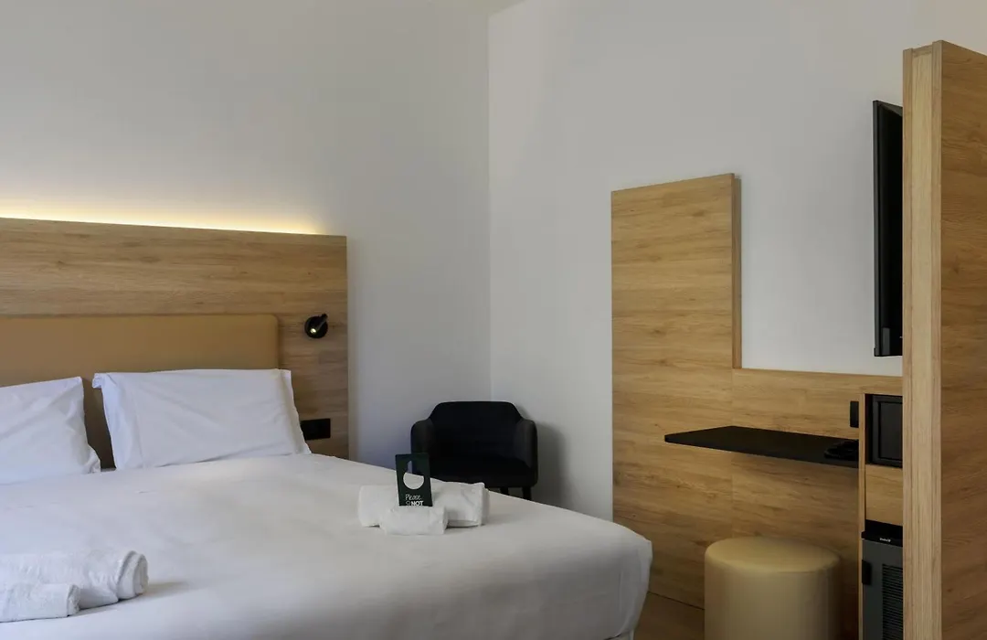 B&B Hotel Catania City Center-1