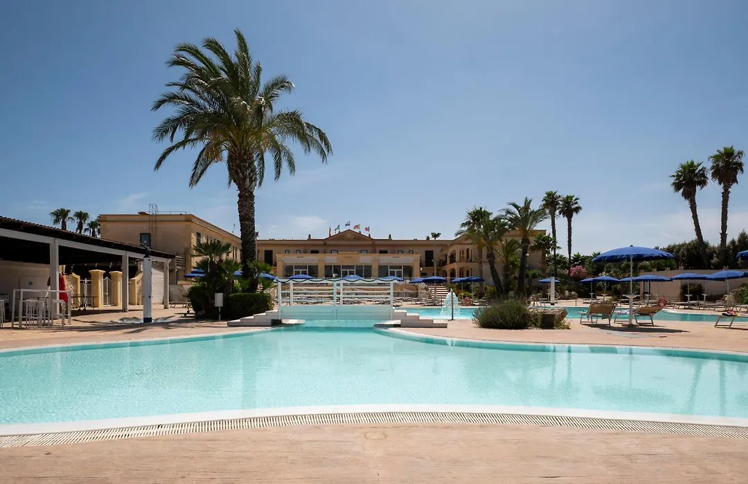 Delfino Beach - Cdshotels-1