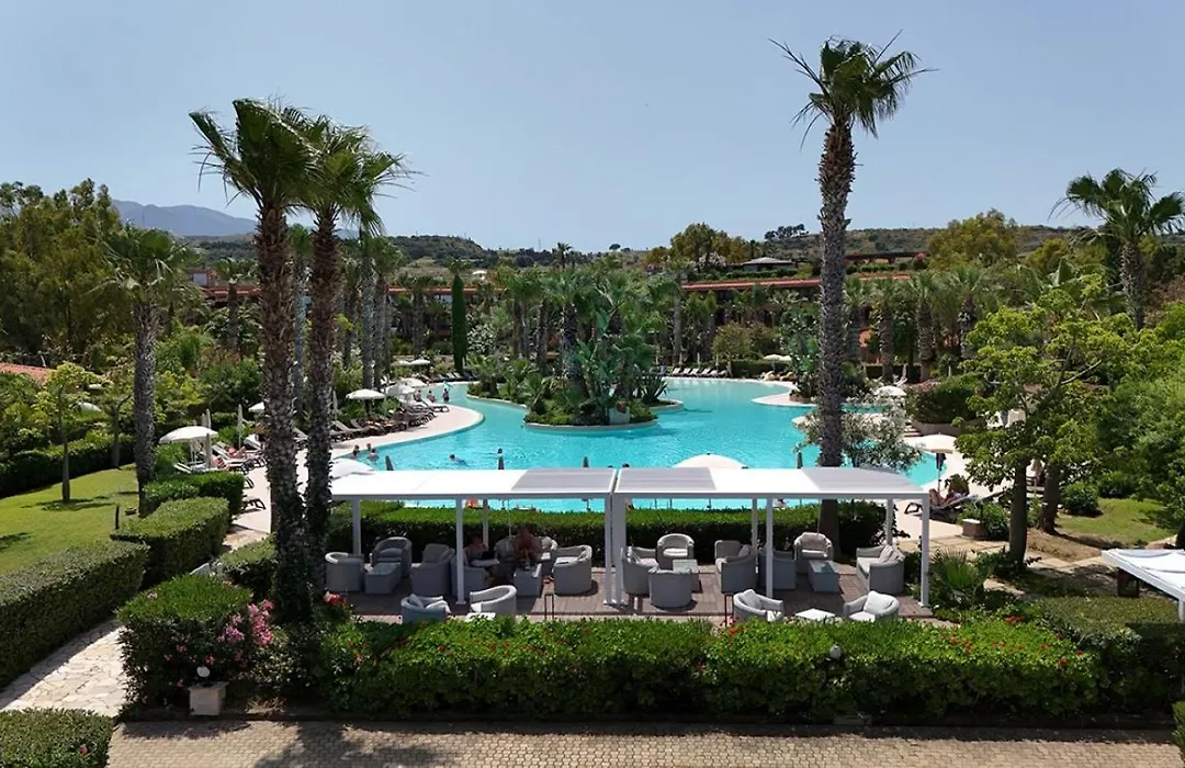 Acacia Resort Parco Dei Leoni-1