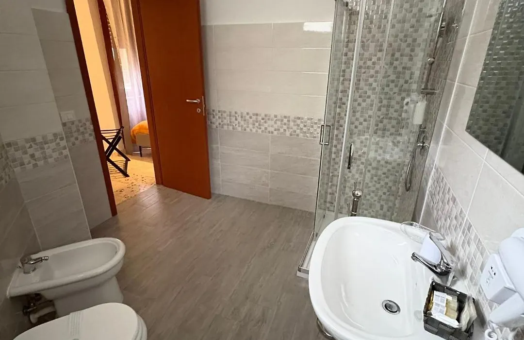Vespro Guest House-1