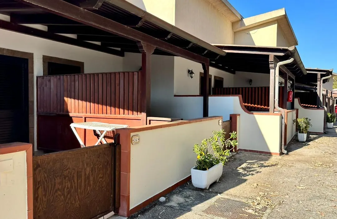 Eraclea Minoa Village-1